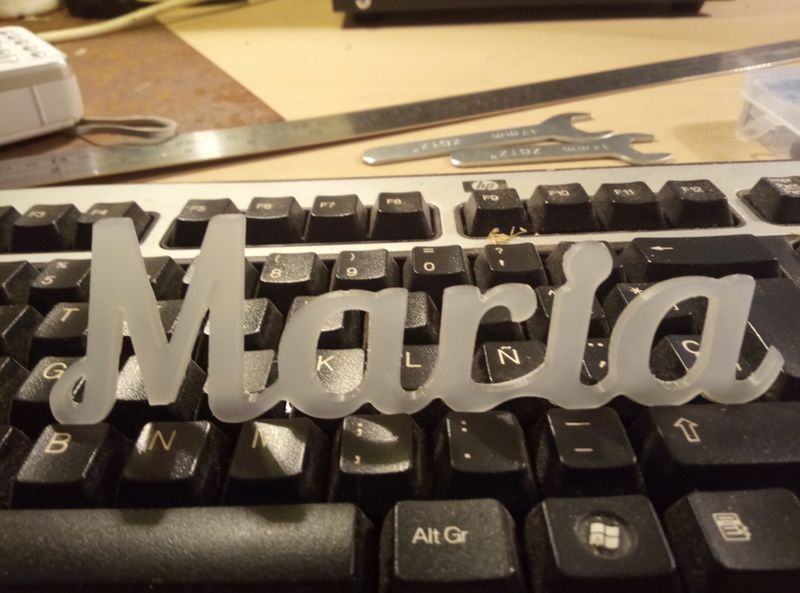 Fitxer:Maria lletra lligada metacrillat.jpg