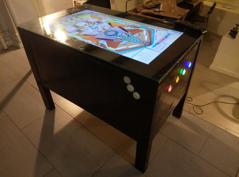 Fitxer:Pinball coffee table v2.jpg
